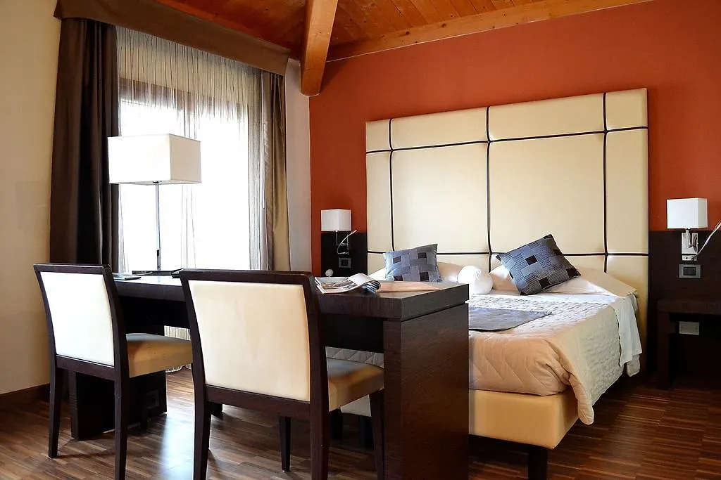 Albergo Minuetto Adria 4*,