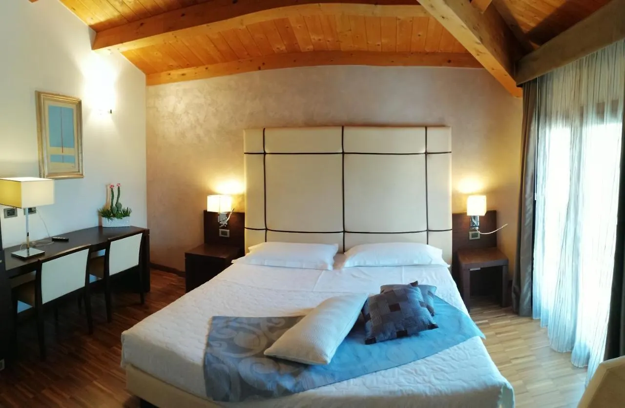 Albergo Minuetto Adria Italien