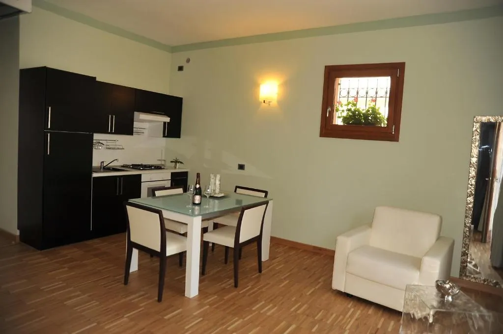 **** Hotel Albergo Minuetto Adria Italien